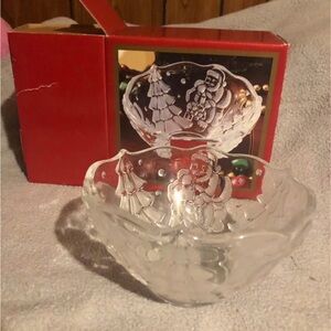 Gorham Holiday Traditions Santa Bowl